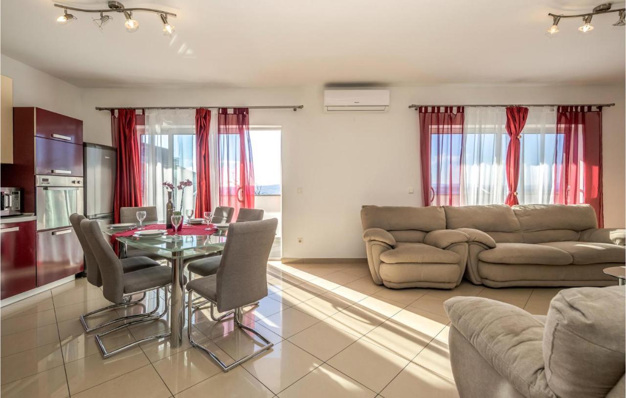 Nice Apartment In Crikvenica With House Sea View Eksteriør bilde