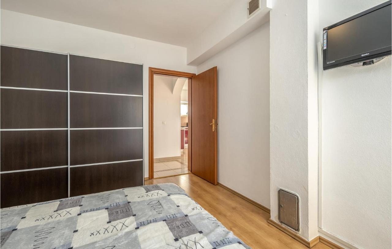 Nice Apartment In Crikvenica With House Sea View Eksteriør bilde