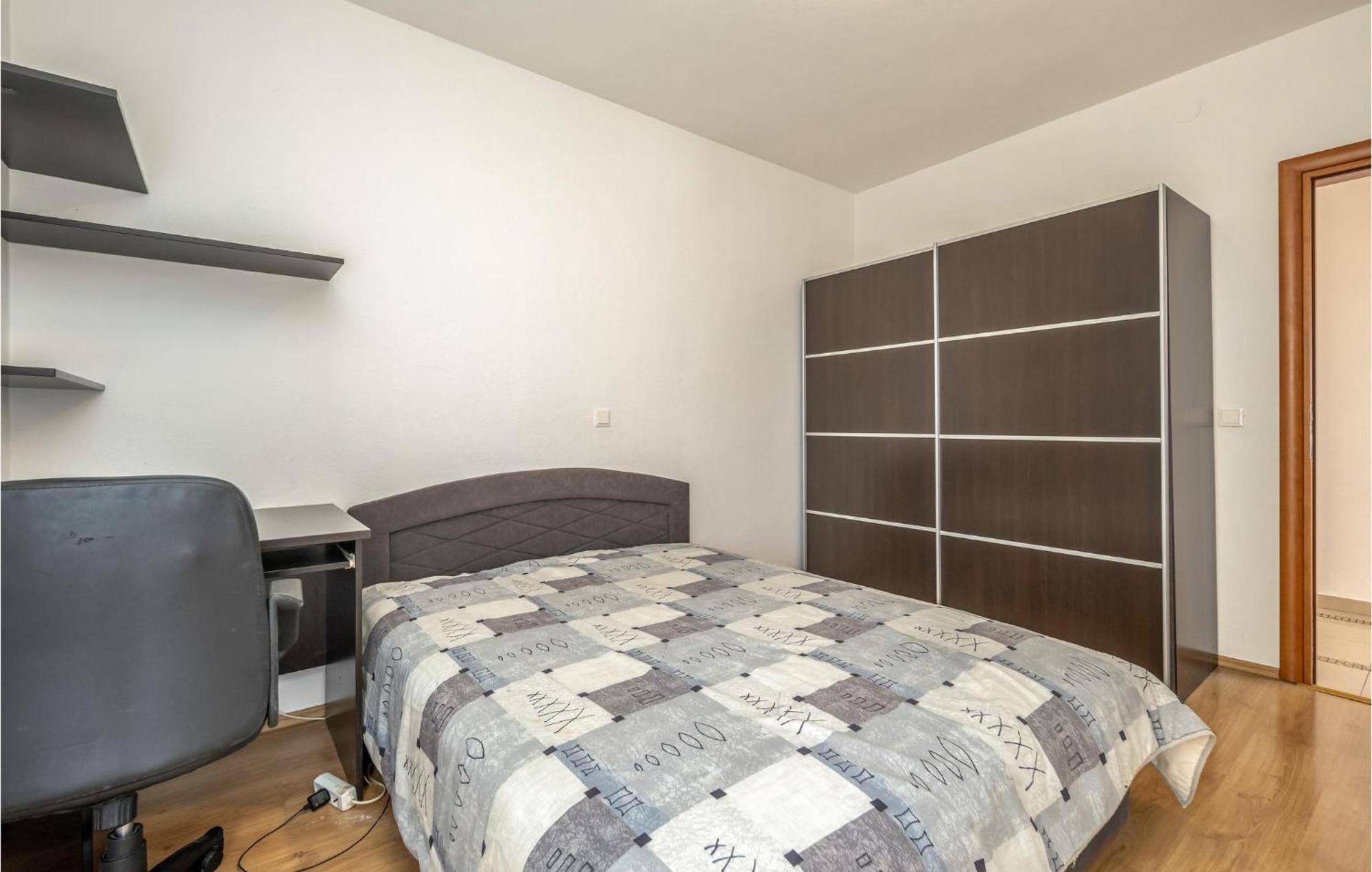 Nice Apartment In Crikvenica With House Sea View Eksteriør bilde