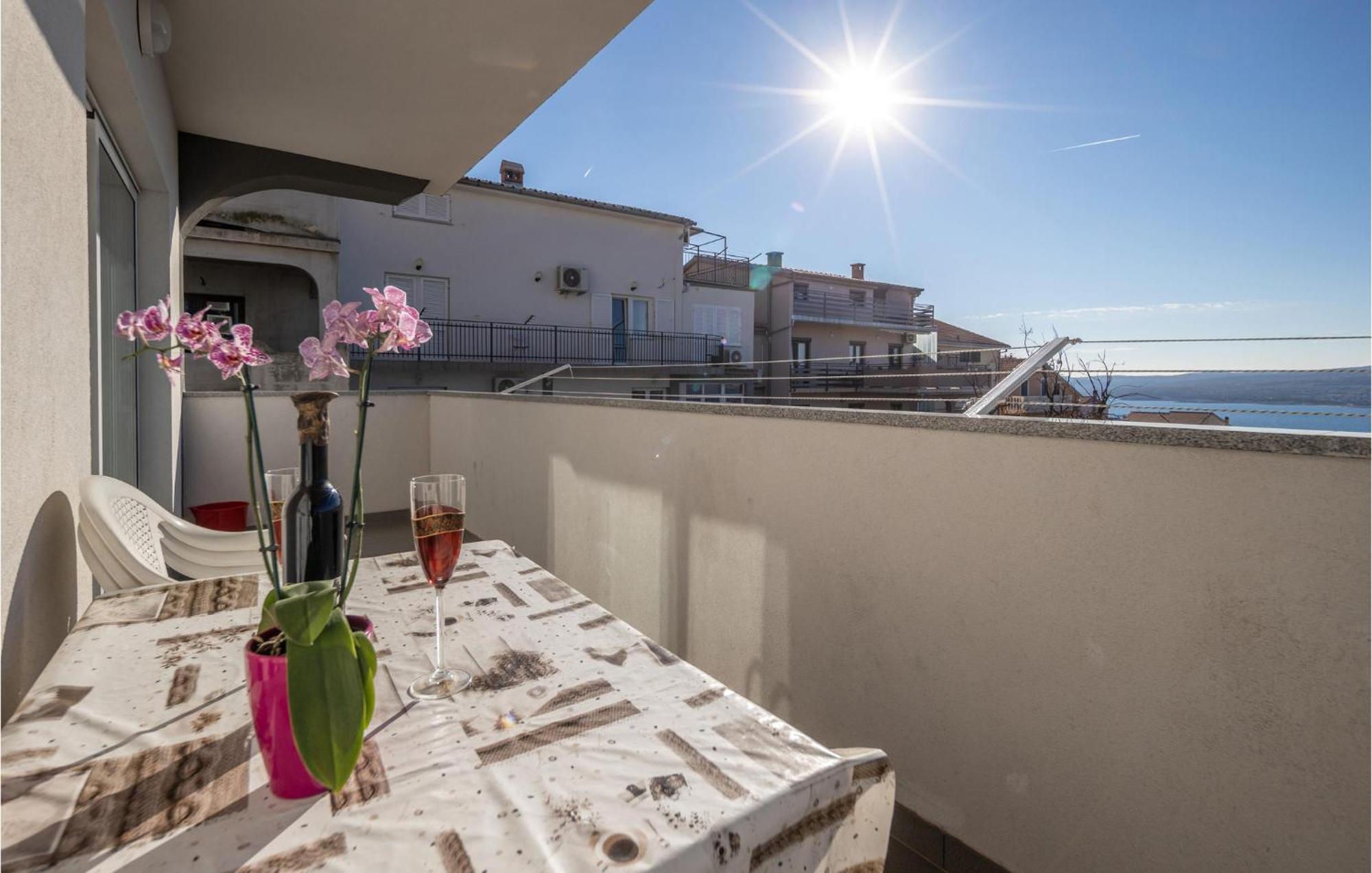 Nice Apartment In Crikvenica With House Sea View Eksteriør bilde
